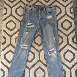 America Eagle ripped jeans size 8